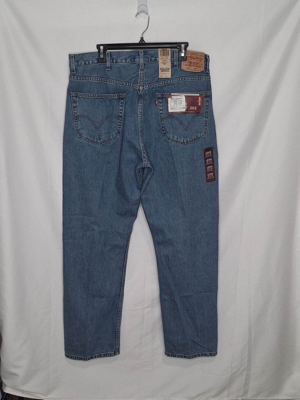 Levi's Relaxed Fit 505 Jeans in Medium Denim Blue 40"